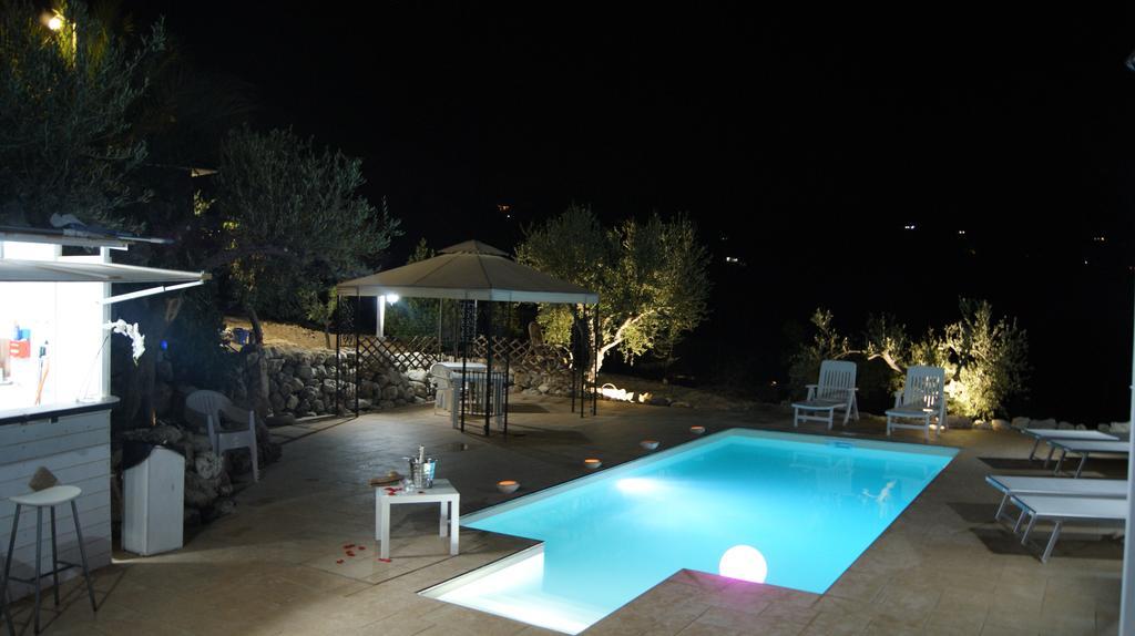 B&B Eyexei Domus Agrigento Dış mekan fotoğraf